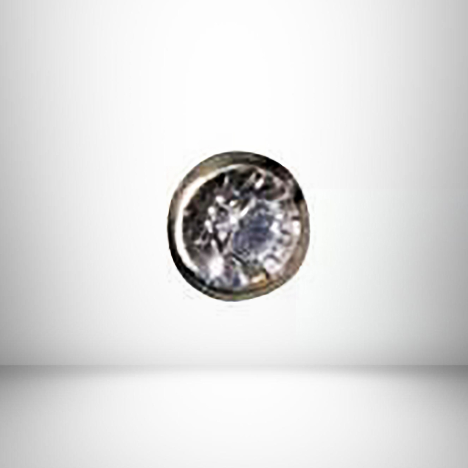24K GP EARRING 4mm Cyrstal Titanium