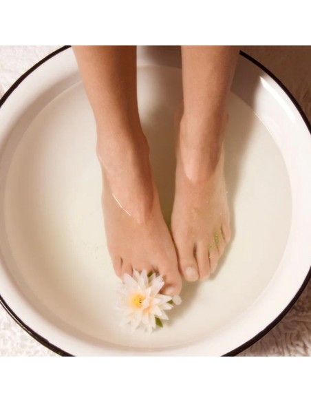 BCLspa - Lemon & Lily With Kojic Acid Dead Sea Salt Soak - 1814g view 6