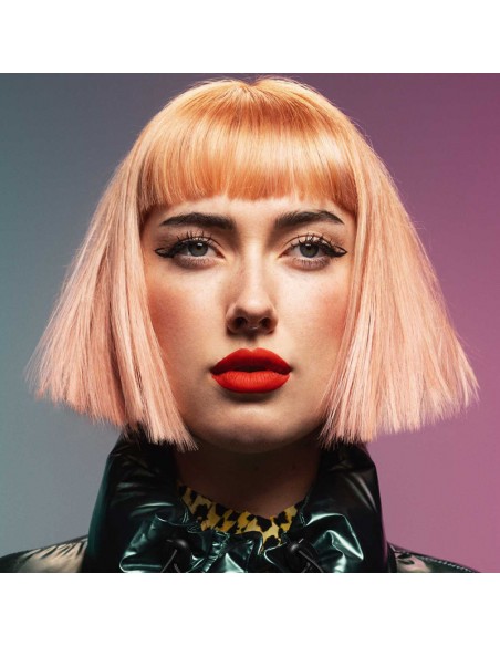 Bed Head - Masterpiece Extra Strong Hold Hairspray - 80ml view 4