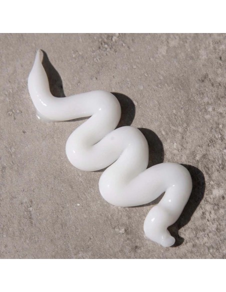 IGK - Expensive - Clear Gloss Top Coat - 124ml view 5